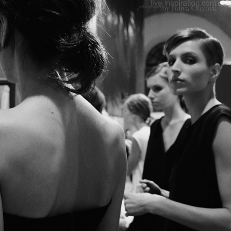 ufw_ss_14_backstage_day1_37