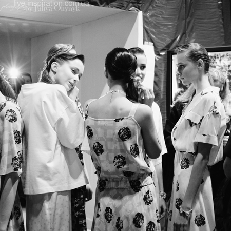 ufw_ss_14_backstage_poustovit_11